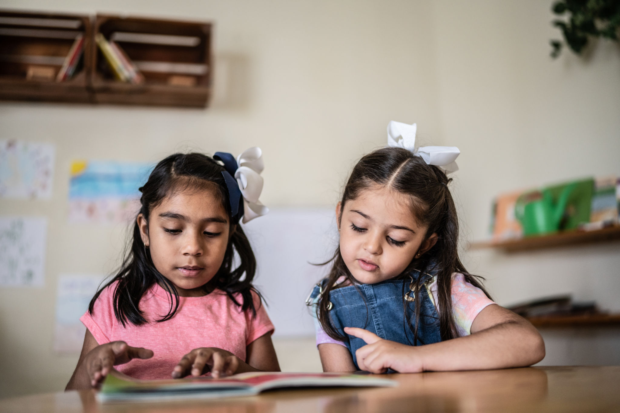 students reading books
