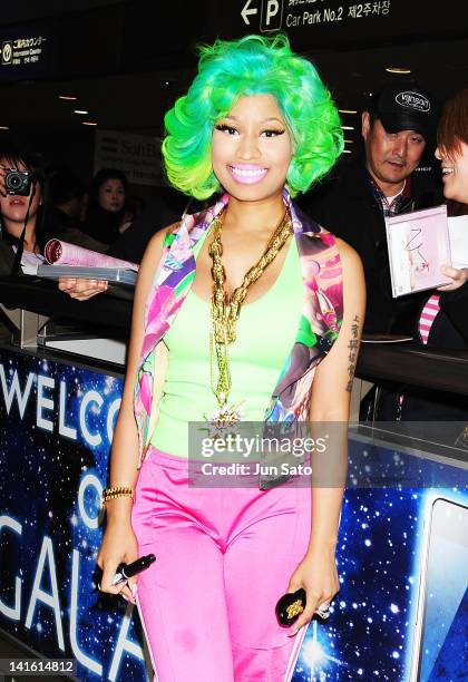 Singer Nicki Minaj arrives at Narita International Airport on March 20, 2012 in Narita, Japan.