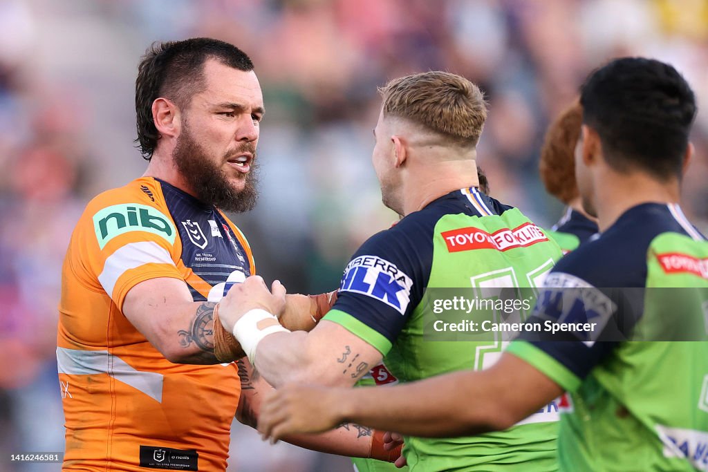 NRL Rd 23 - Knights v Raiders