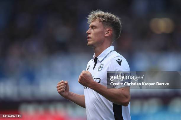 Robin Hack of DSC Arminia Bielefeld celebrates after scoring his team`s first goal during the Second Bundesliga match between 1. FC Heidenheim 1846...