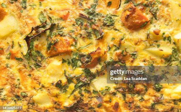 vegetarian frittata - full frame vegatable stock pictures, royalty-free photos & images