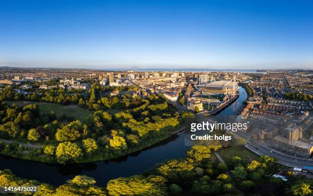 cardiff united kingdom aerial shot of city centre panorama with river and stadium - welsh culture imagens e fotografias de stock