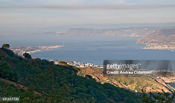 strait of messina - strait of messina stock pictures, royalty-free photos & images