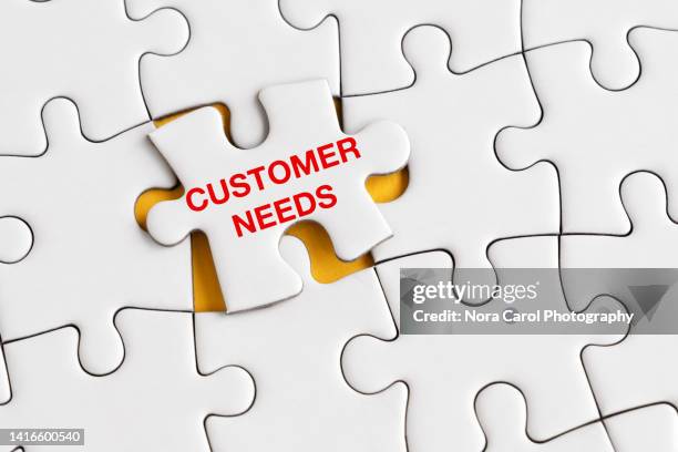 customer needs text on jigsaw puzzle - network weakness stock pictures, royalty-free photos & images