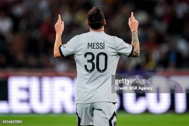 Lionel Messi of Paris Saint-Germain celebrates after scoring his sides second goal during the Ligue 1 Uber Eats match between Lille OSC and Paris...