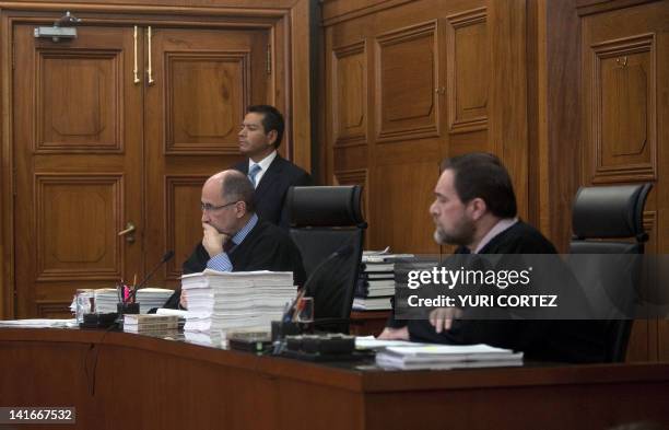 Judge Ramon Ocasio 58 Jorge Mari Stock Photos, High-Res Pictures, and Images - Getty Images