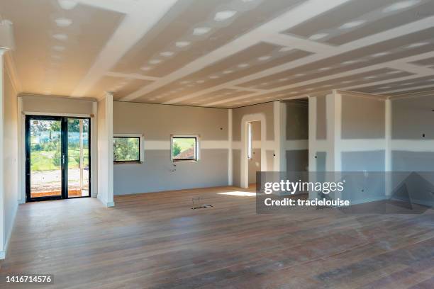 residential house being built - house construction site stock pictures, royalty-free photos & images