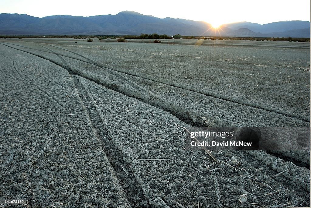 Environmentalists Challenge Salton Sea Development Project