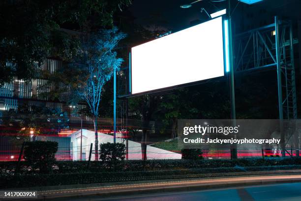 city billboard - electronic billboard bildbanksfoton och bilder