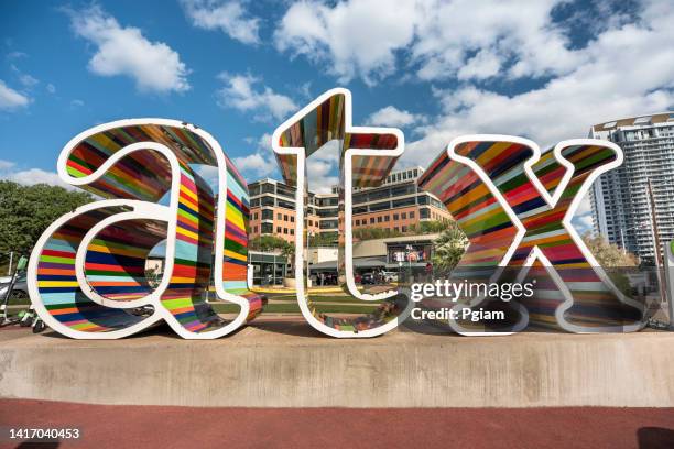 austin texas usa street sign - austin texas bildbanksfoton och bilder