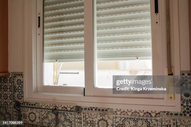 Window Closing 164 Closing Window Shades Stock Photos, High-Res Pictures, and Images ...