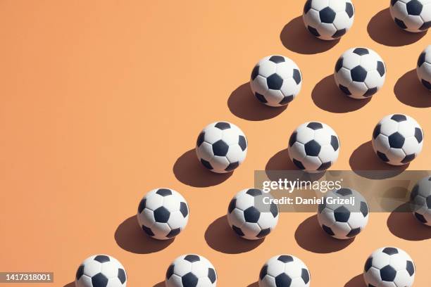 soccer balls - pelota fotografías e imágenes de stock
