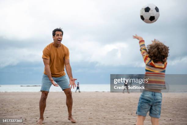 playing catch with dad - playing catch stock pictures, royalty-free photos & images