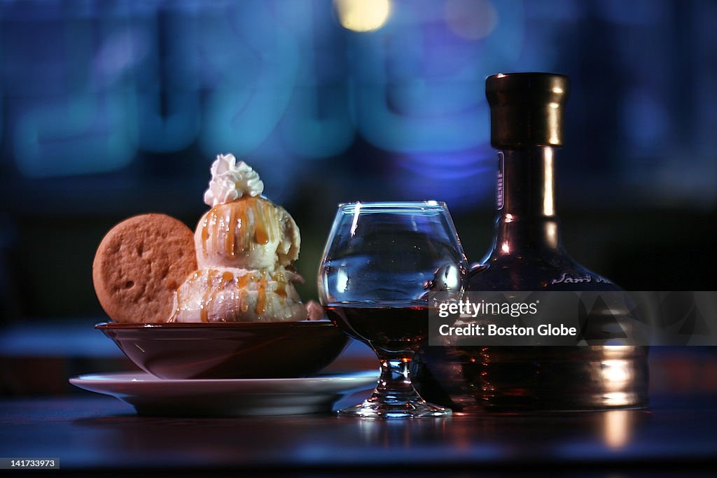 Utopias Dessert At Sunset Grill And Tap