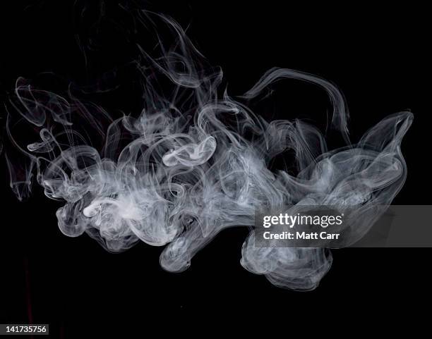 smoke - 煙 ストックフォトと画像