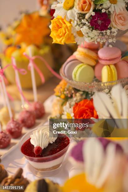 no bake rhubarb and strawberry cheesecakes in glasses - rhubarb cheesecake stock pictures, royalty-free photos & images