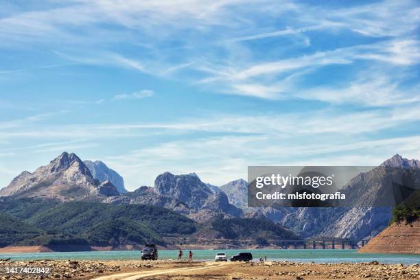 riaño reservoir - sunny leon stock pictures, royalty-free photos & images