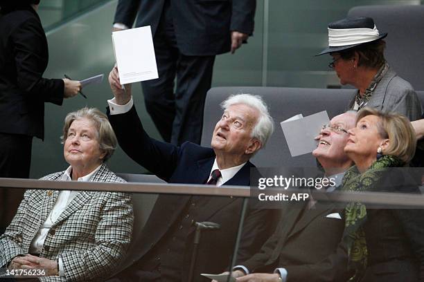 Germany's former state president Richard von Weizsaecker and his wife Marianne von Weizsaecker , Former state President Roman Herzog and his wife...