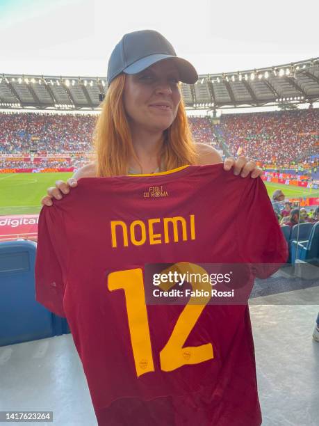 The singer Noemi poses with AS Roma jersey prior the Serie A match between AS Roma and US Cremonese at Stadio Olimpico on August 22, 2022 in Rome,...