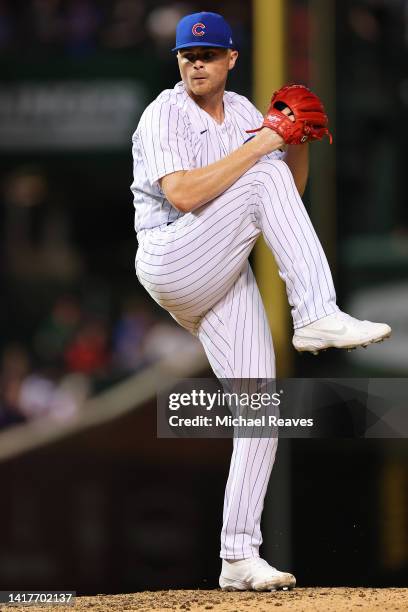 Sean Newcomb of the Chicago Cubs delivers a pitch during the eighth inning against the St. Louis Cardinals at Wrigley Field on August 22, 2022 in...