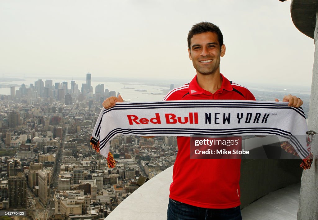 New York Red Bulls visit the Empire State Building