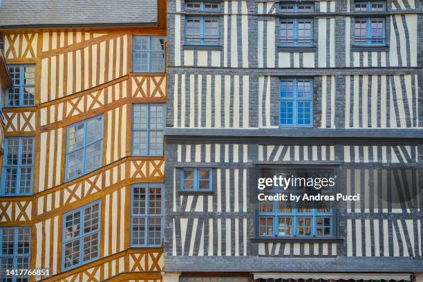 half-timbered buildings, rouen, normandy, france - seine maritime photos et images de collection