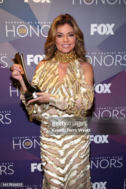 Poet's Award Honoree Shania Twain attends the 15th Annual Academy Of Country Music Honors at Ryman Auditorium on August 24, 2022 in Nashville,...