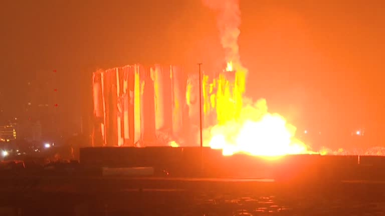 Port Explosion 1,201 Beirut Port Explosion Stock Videos, Footage, & 4K Video Clips ...