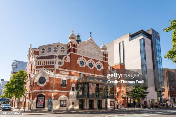 grand opera house in belfast - opera houses stock pictures, royalty-free photos & images