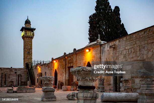 view the archaeological remains in the courtyard of al-aqsa mosque in the evening. temple mount (haram al-sharif) jerusalem, israel. - al aqsa stock pictures, royalty-free photos & images