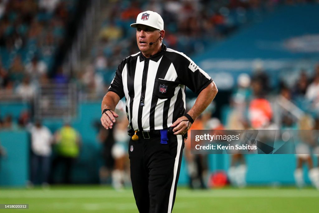 Las Vegas Raiders v Miami Dolphins