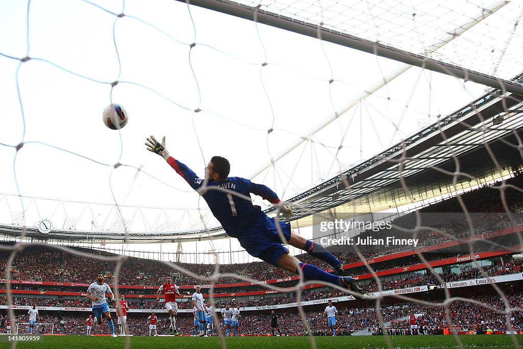 Arsenal v Aston Villa - Premier League