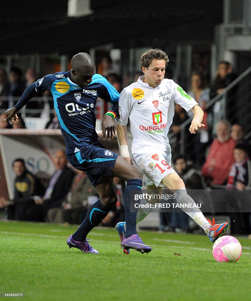 Brest's French midfielder Benoit Lesoimi