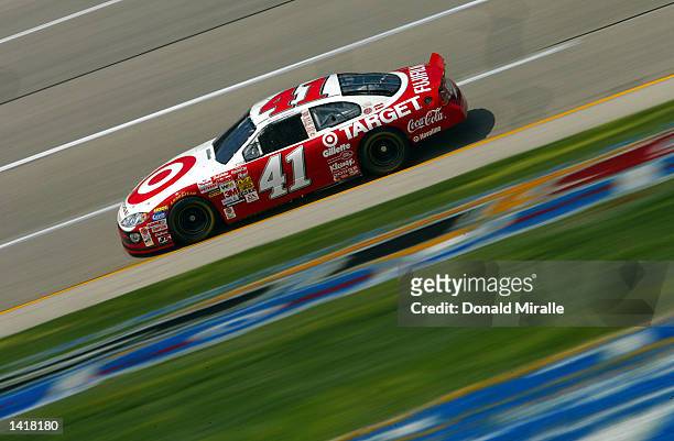 Jimmy Spencer drives his Ganassi Racing Target Dodge Intrepid R/T during the Aaron''s 499, part of the Nascar Winston Cup Series, at Talledega...