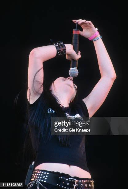 Evanescence, Amy Lee, Pinkpop Festival, Landgraaf, Holland, 9th June 2003.