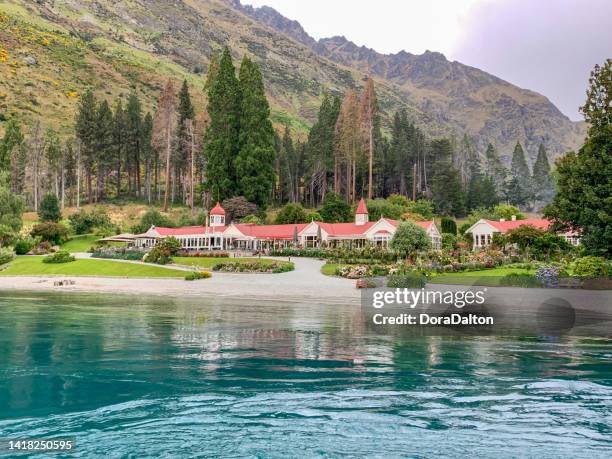 mount nicholas farm and lake wakatipu view at dusk, queenstown, new zealand - queenstown new zealand stock pictures, royalty-free photos & images