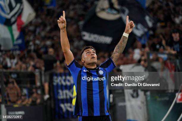 Lautaro Martínez of FC Internazionale celebrate after scoring a goal during the Serie A match between SS Lazio and FC Internazionale at Stadio...