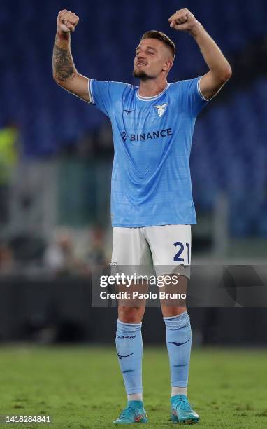 Sergej Milinkovic-Savic of SS Lazio celebrates victory following the Serie A match between SS Lazio and FC Internazionale at Stadio Olimpico on...