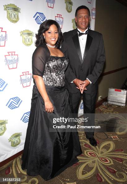 Kenneth Singleton Meteorologist Elise Finch and YES Network Announcer Ken Singleton ...