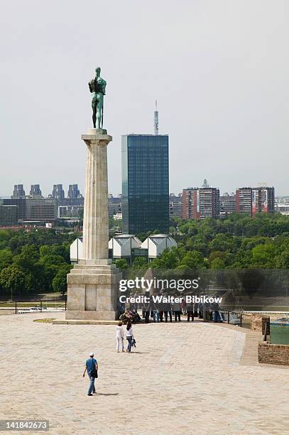 serbia-belgrade: kalemegdan citadel- victory mounument - 1928 stock pictures, royalty-free photos & images