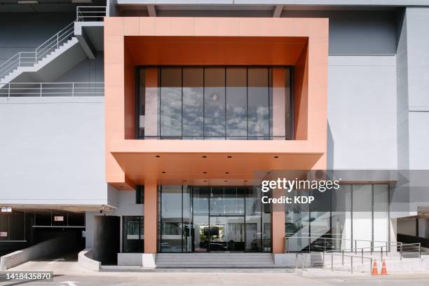 modern entrance hall and facade building - parking entrance fotografías e imágenes de stock