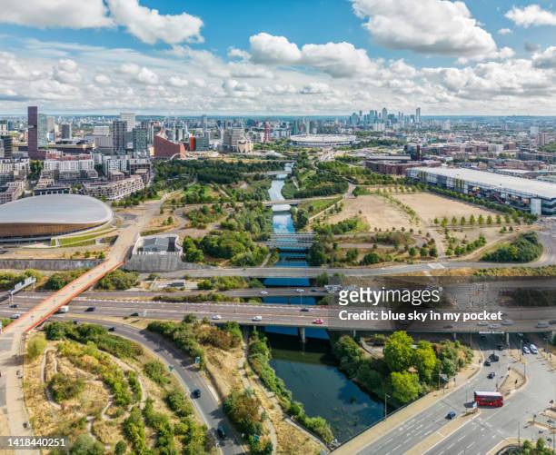 london - elizabeth park on a summer afternoon in 2022 - olympic park london stock pictures, royalty-free photos & images