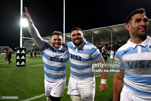 Thomas Gallo of Argentina and Joel Sclaivi of Argentina celebrate following The Rugby Championship match between the New Zealand All Blacks and...