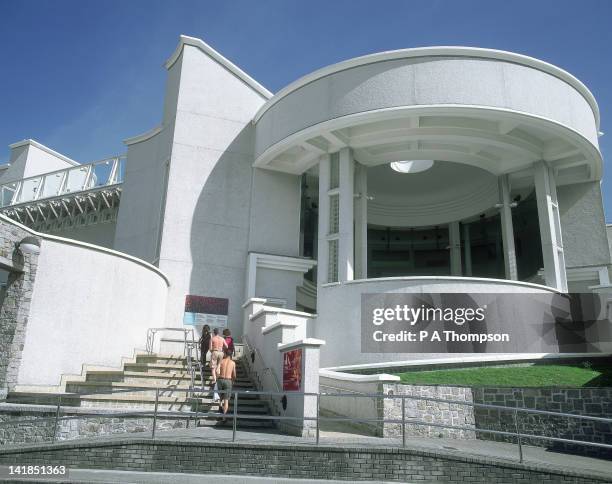 tate gallery, st ives, cornwall, england - tate gallery stock pictures, royalty-free photos & images