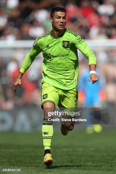 Cristiano Ronaldo of Manchester United sprints during the Premier League match between Southampton FC and Manchester United at Friends Provident St....