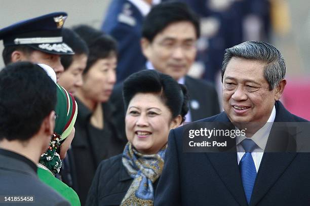 Indonesian President Susilo Bambang Yudhoyono and his wife Kristiani Yudhoyono arrive at Seoul military airport on March 25, 2012 in Seoul, South...