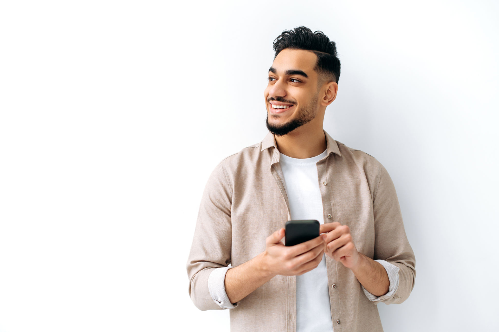 happy phone user