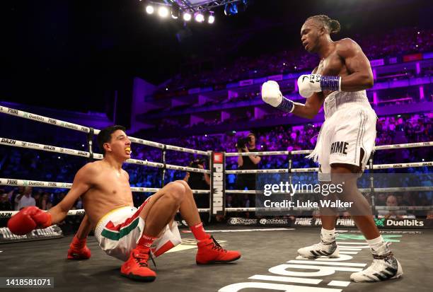 Knocks down Swarmz during their Cruiserweight Main Event Bout at The O2 Arena on August 27, 2022 in London, England.