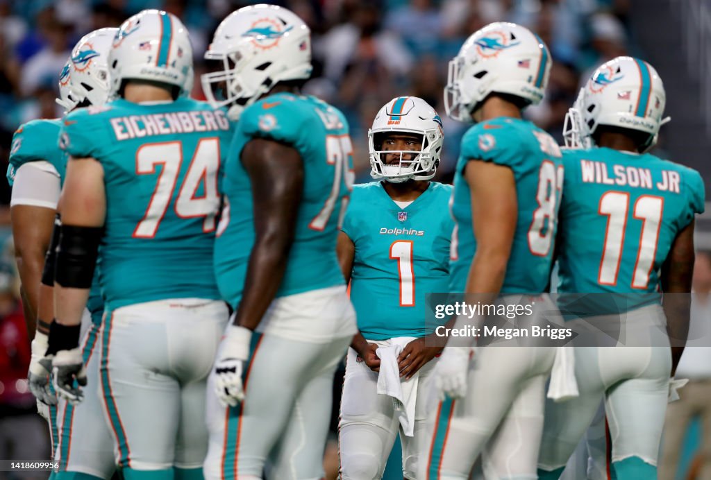 Philadelphia Eagles v Miami Dolphins