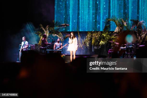 Lana Del Rey performs live on stage at the Planeta Terra Festival 2013 on November 11, 2013 in Sao Paulo, Brazil.